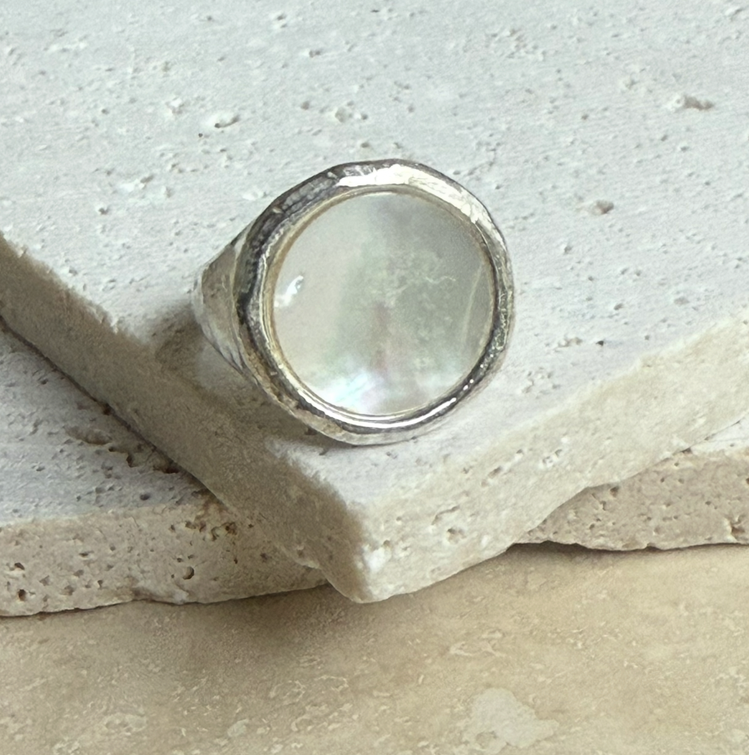 Vanuatu Ring - Paua or Mother of Pearl