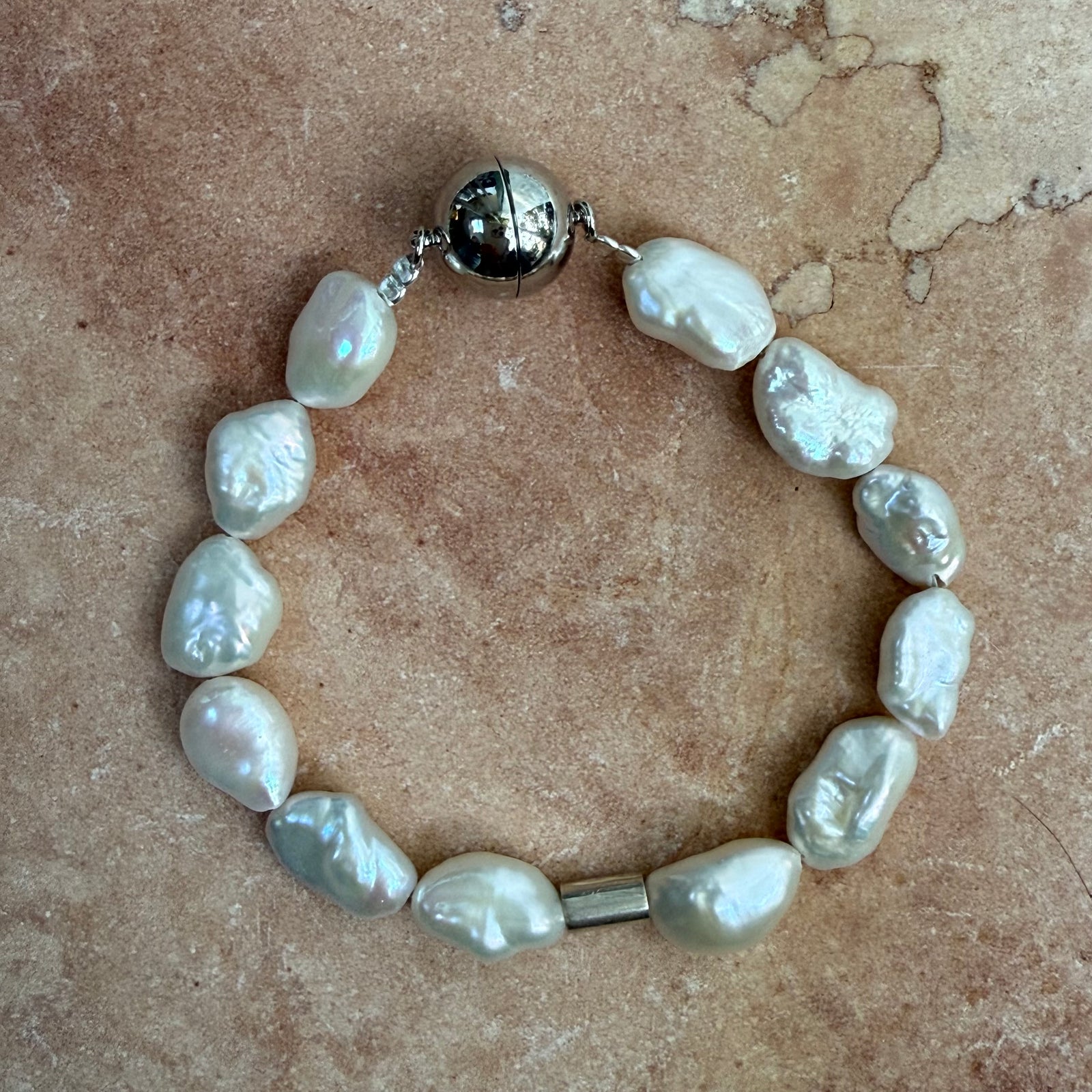 Luna Tide Pearl bracelet