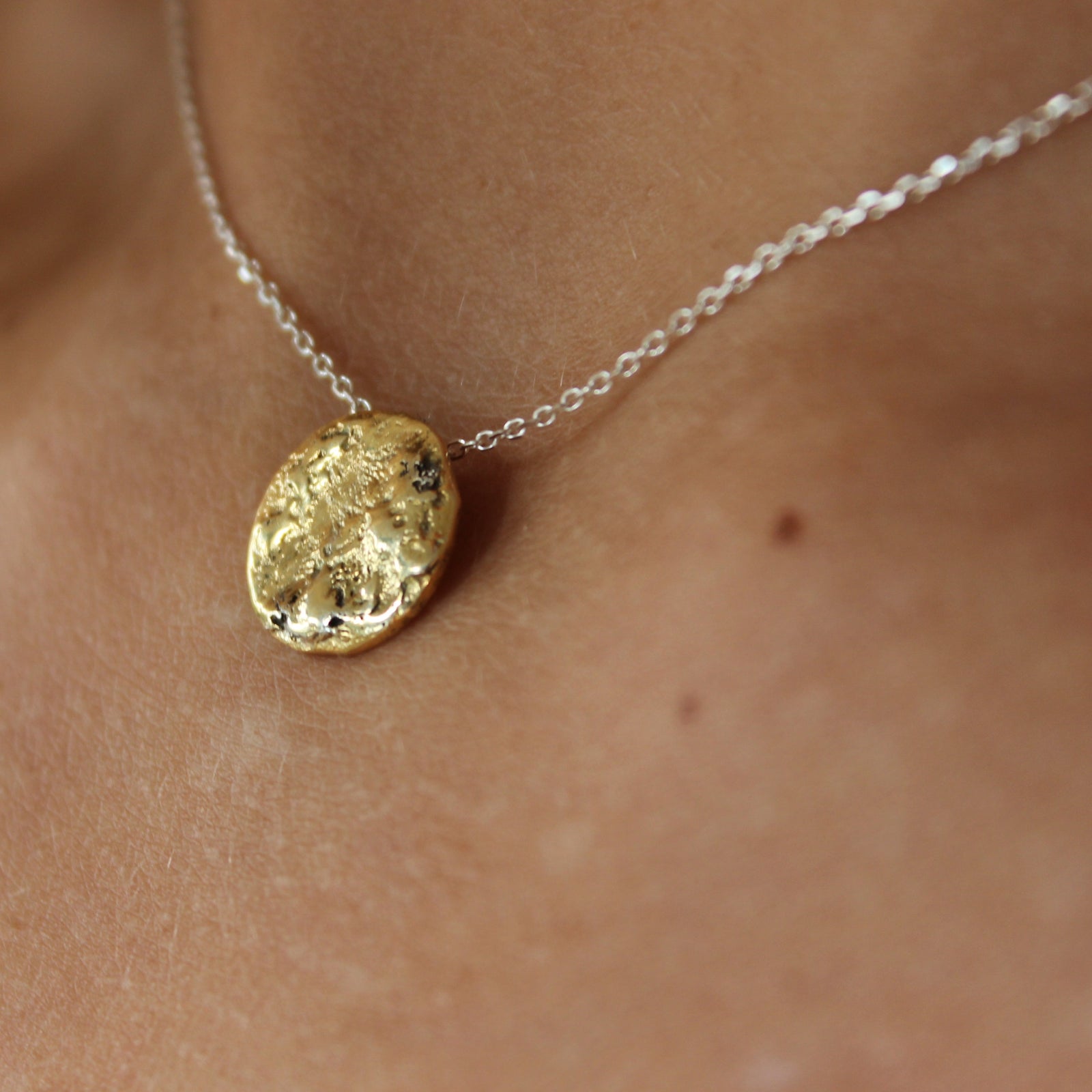 MOON NECKLACE IN SILVER OR GOLD