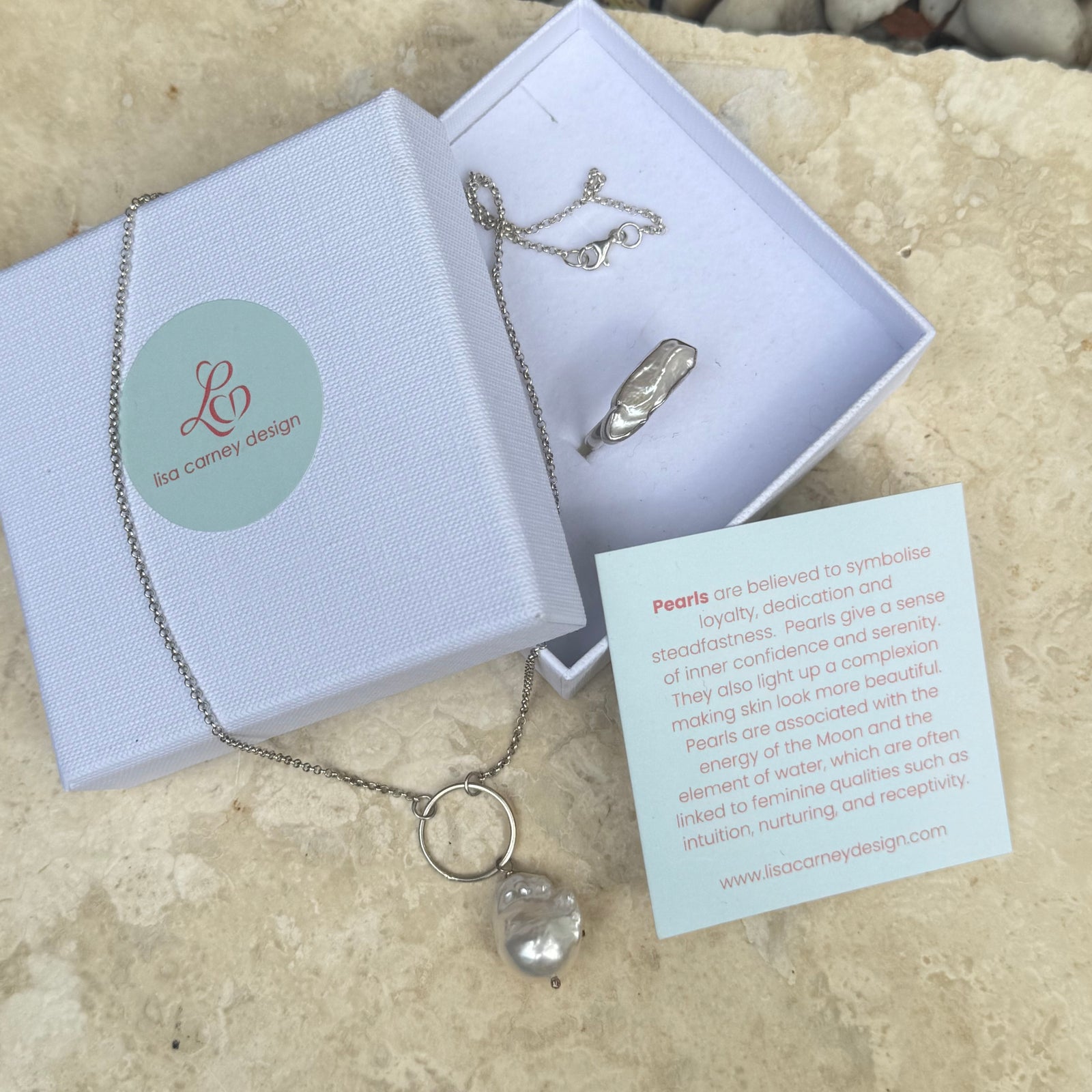 Baroque Pearl and bar pearl ring - gift pack