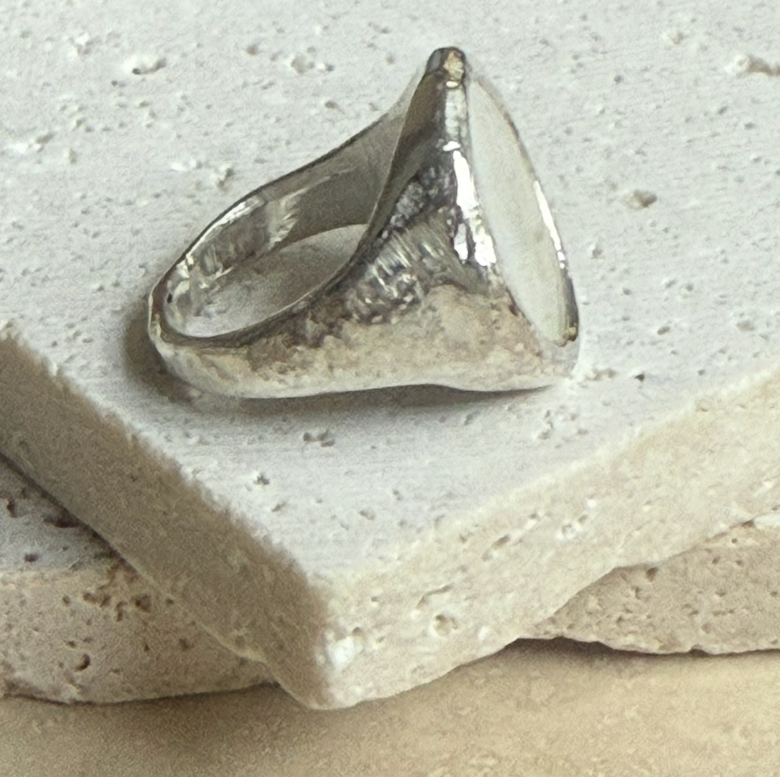 Vanuatu Ring - Paua or Mother of Pearl