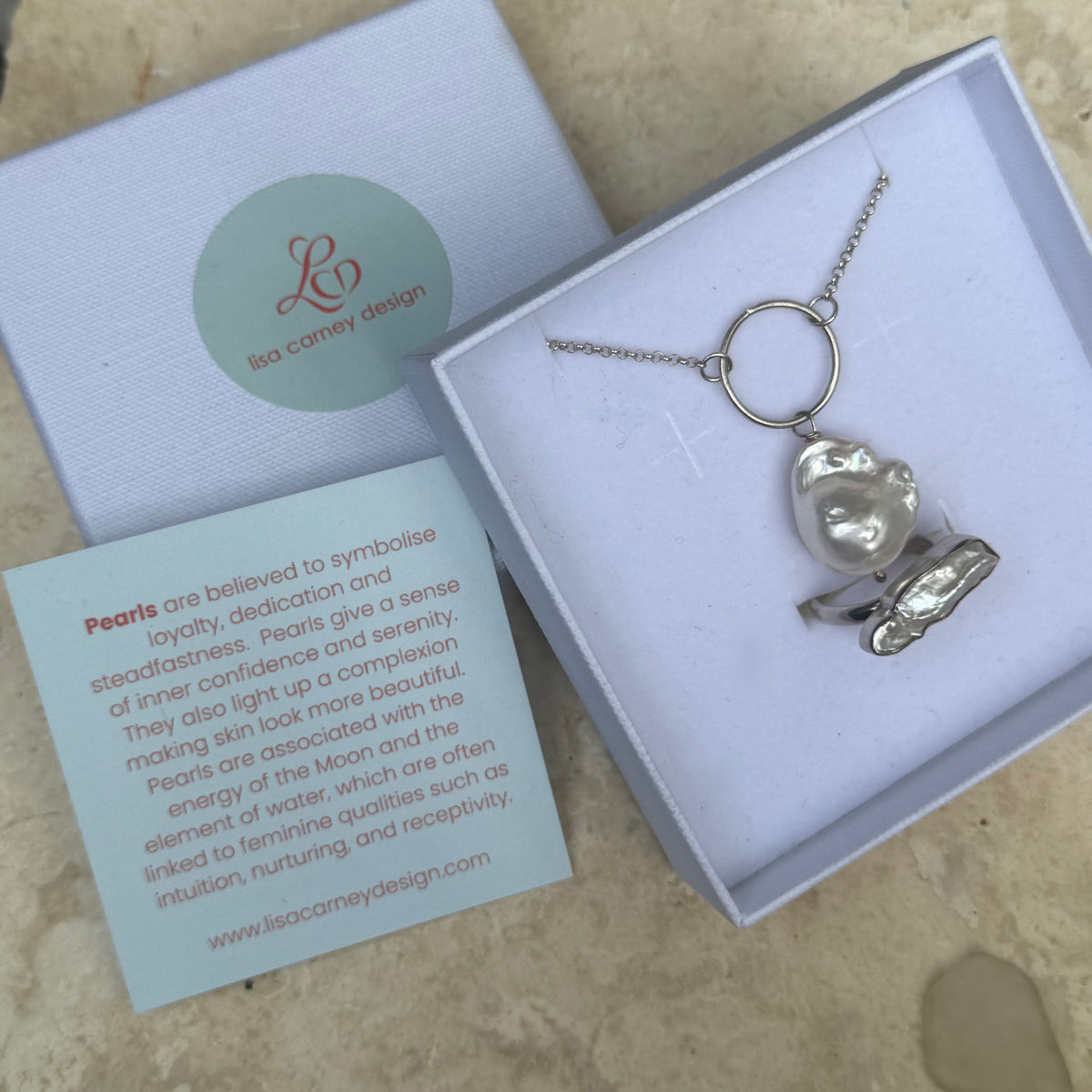 Baroque Pearl and bar pearl ring - gift pack