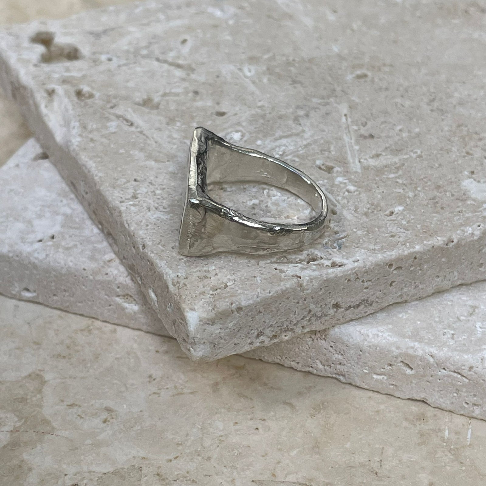 PIANA - UNISEX SIGNET RING IN SILVER OR GOLD