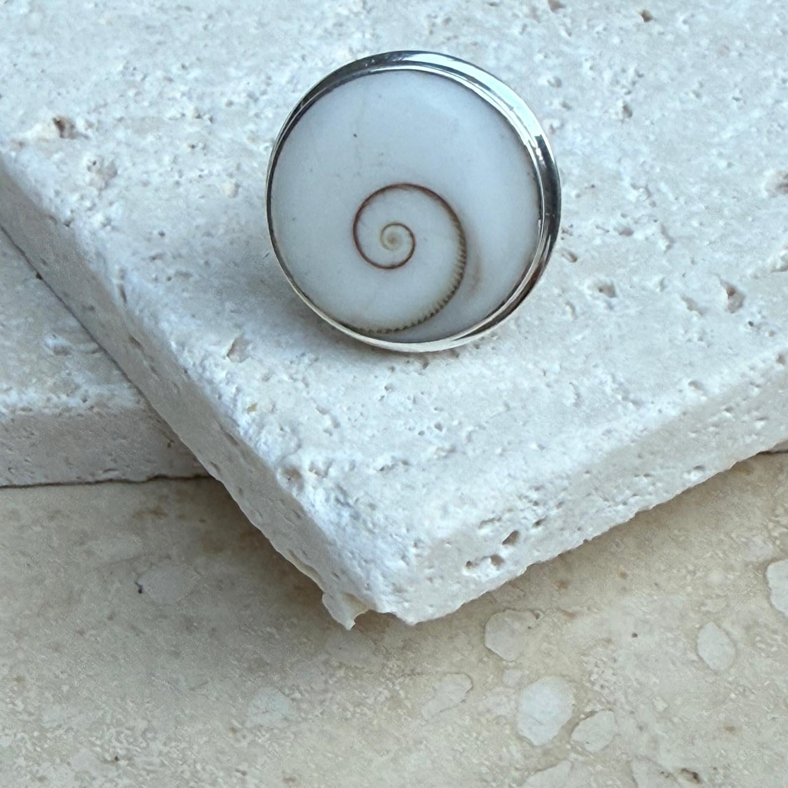 Eye of Lucia - adjustable ring