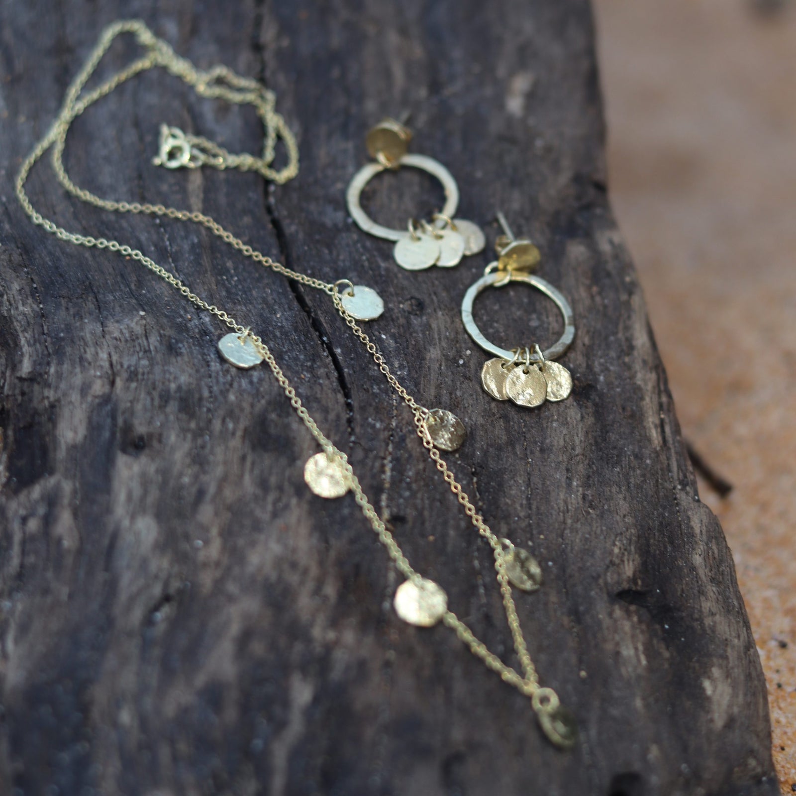 Gold Moon Glimmer Necklace