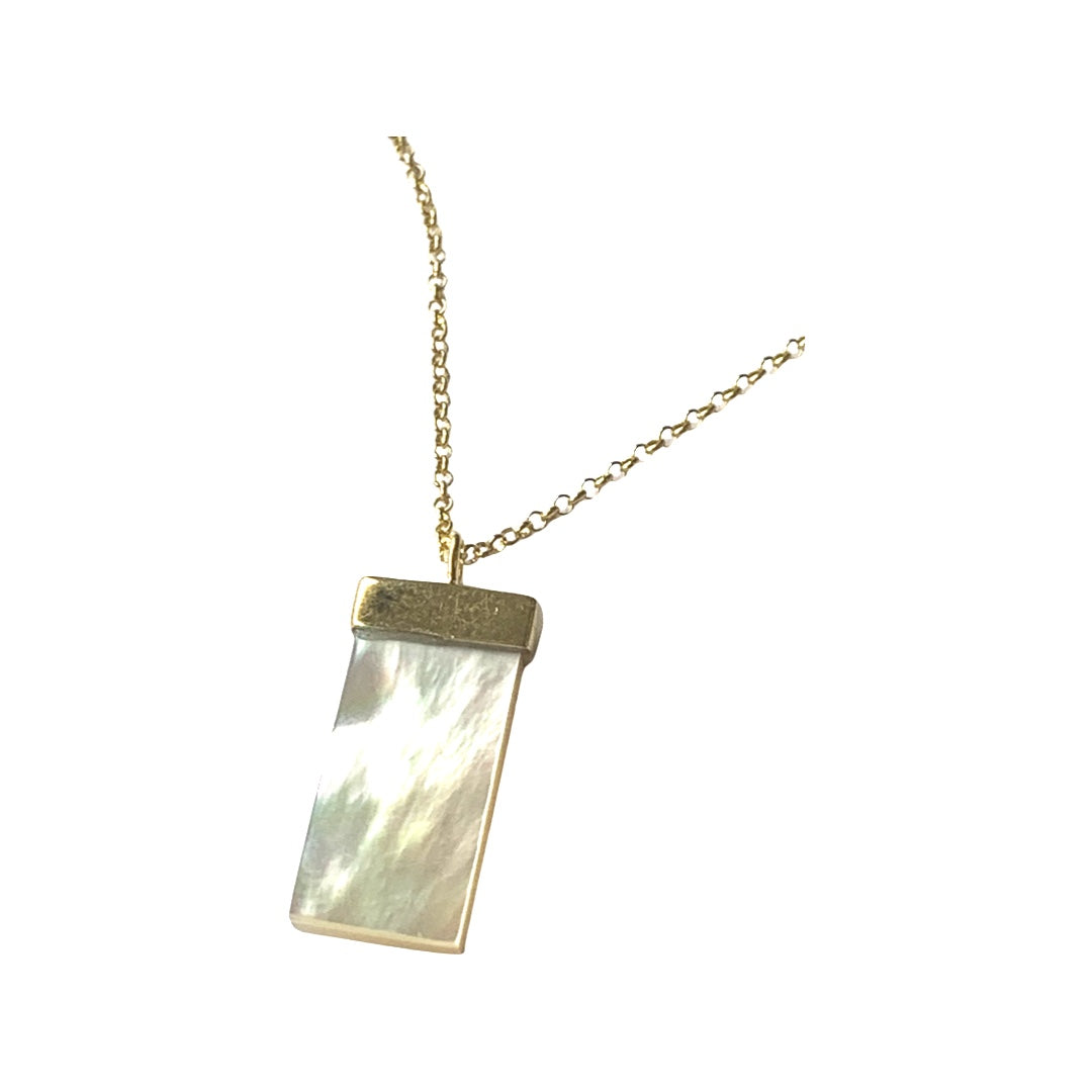 MOTHER OF PEARL VERTICAL NECKLACE IN SILVER OR GOLD